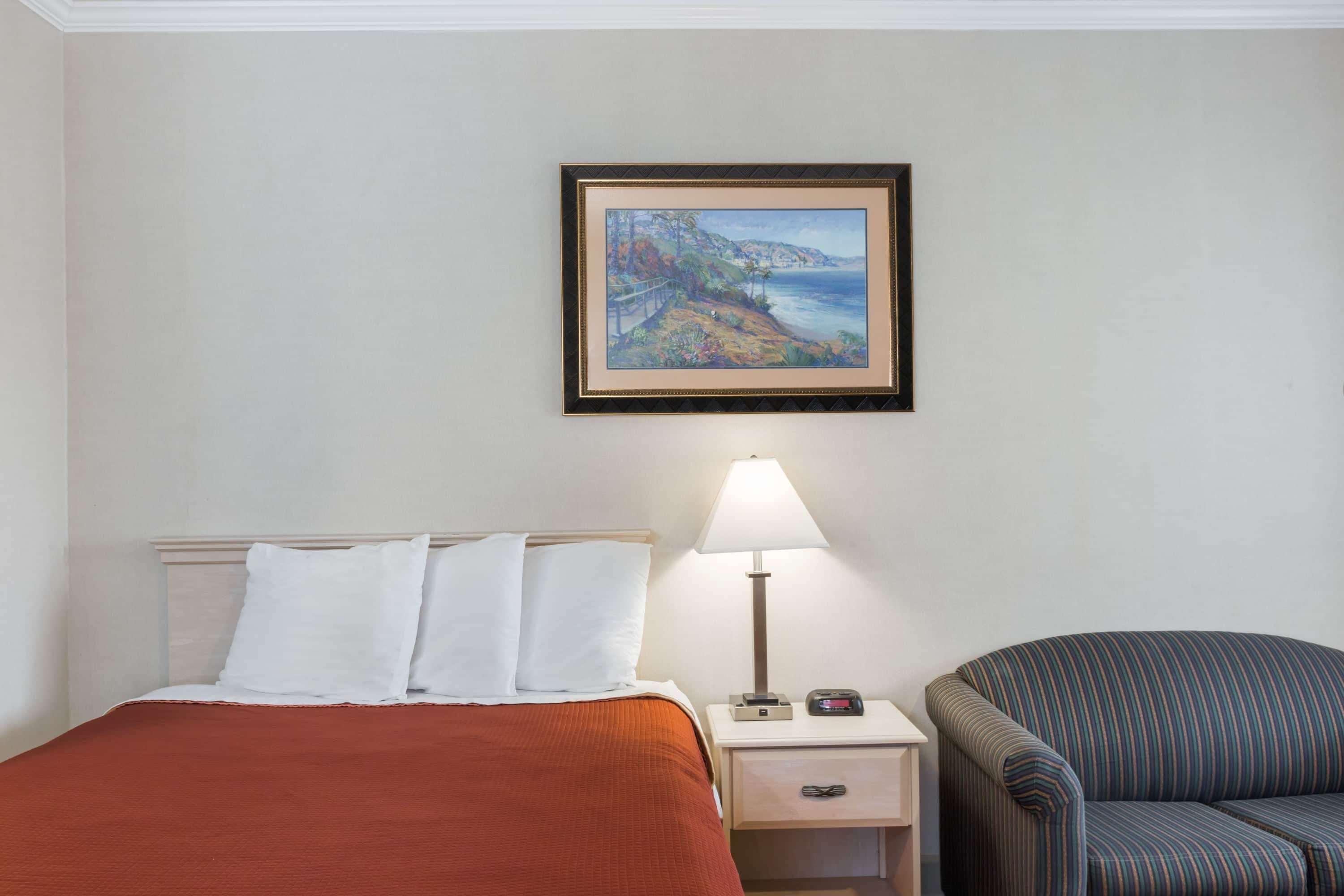 Monarch Valley Inn Marina At Monterey Bay 외부 사진